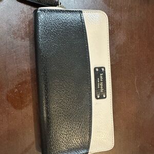 Kate Spade Black and Cream Phone Case